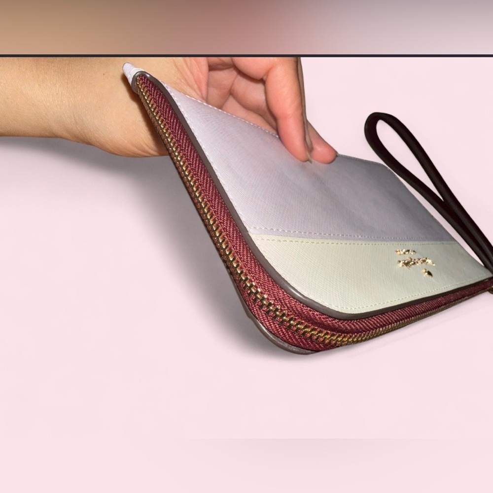 Kate Spade Colorblock Wristlet Wallet Cream Pastel Purple Burgundy Zip Clutch - Picture 3 of 6